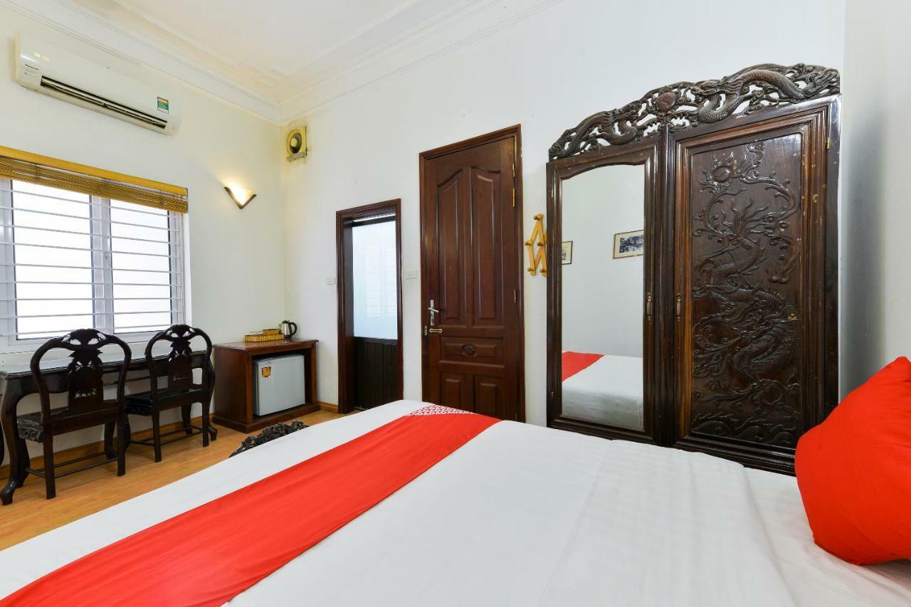 Oyo 216 Alisa Hotel Hanoi Buitenkant foto